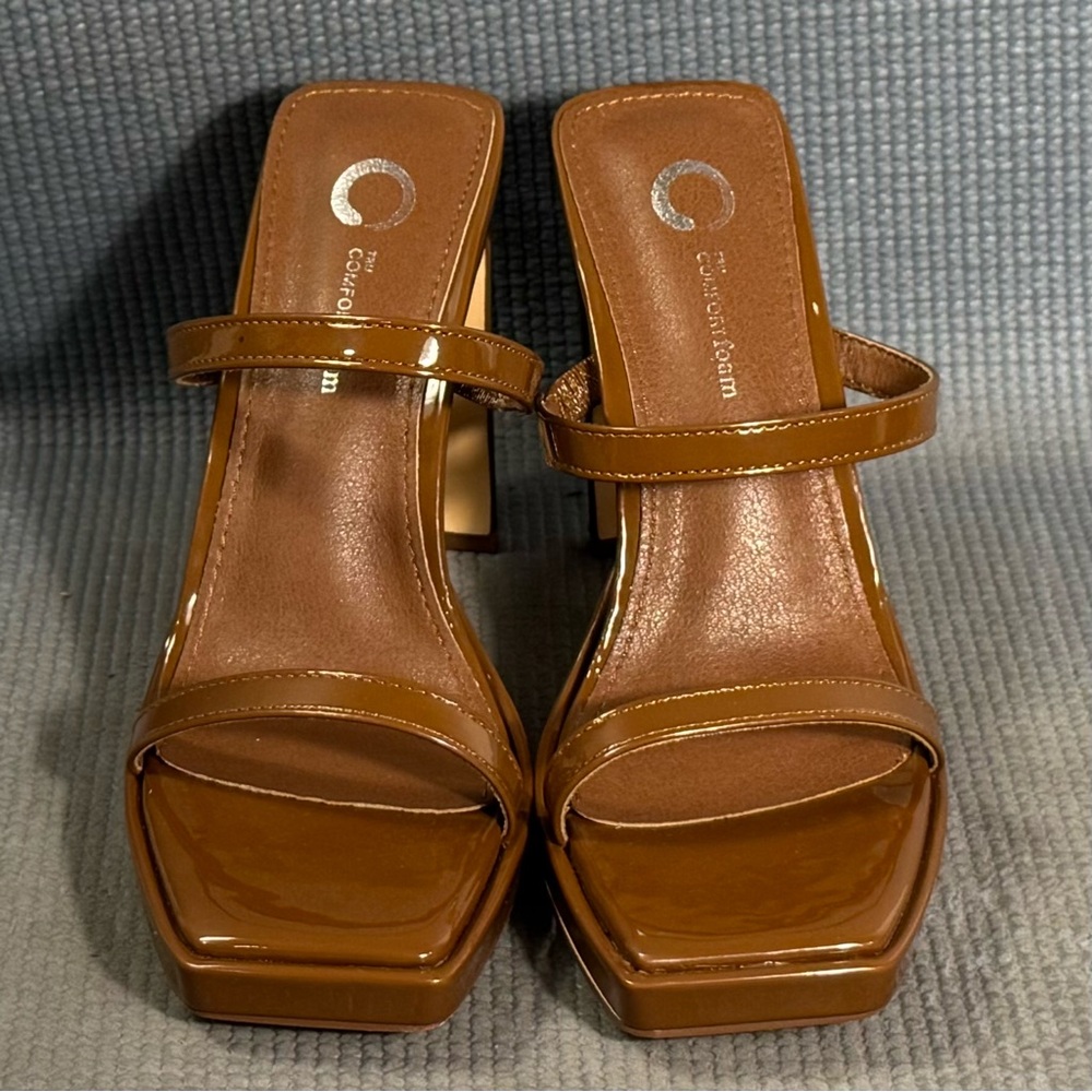 Journee Collection Women’s Naivee Dress Sandals Brown Size 6.5 New - Picture 3 of 10